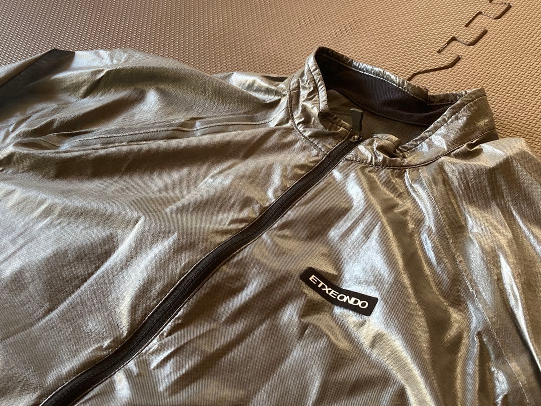 ETXEONDO （エチェオンド） レインジャケット 「BUSTI 」