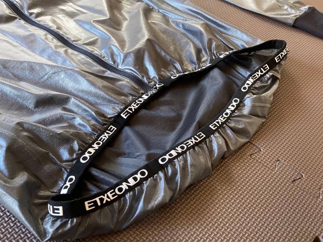 ETXEONDO （エチェオンド） レインジャケット 「BUSTI 」