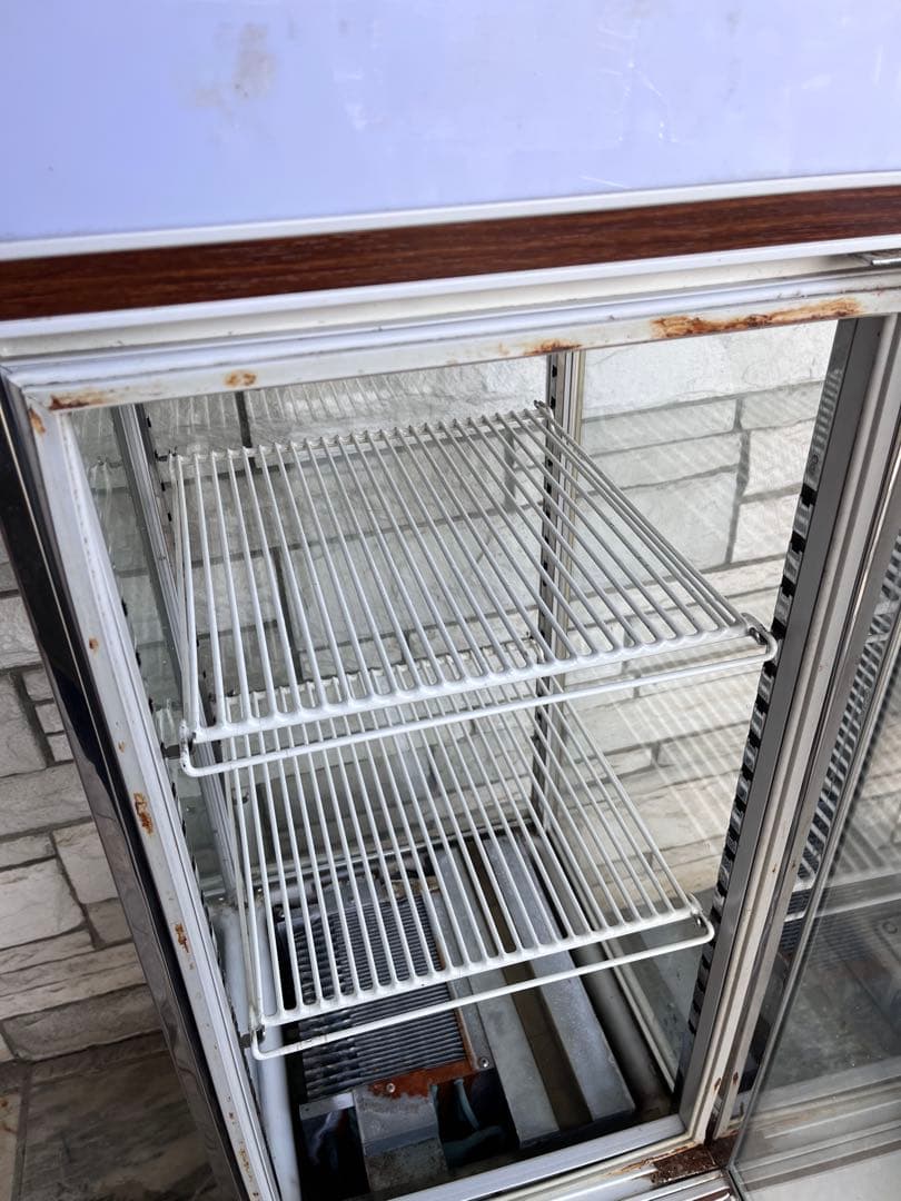 4面ガラスショーケース　ガラス扉冷蔵庫 ホワイト 2段棚　レトロ