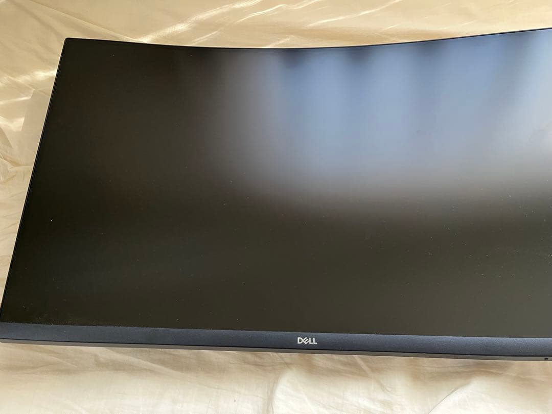 【Dell】 S3221QS 31.5インチ 曲面 4K モニター