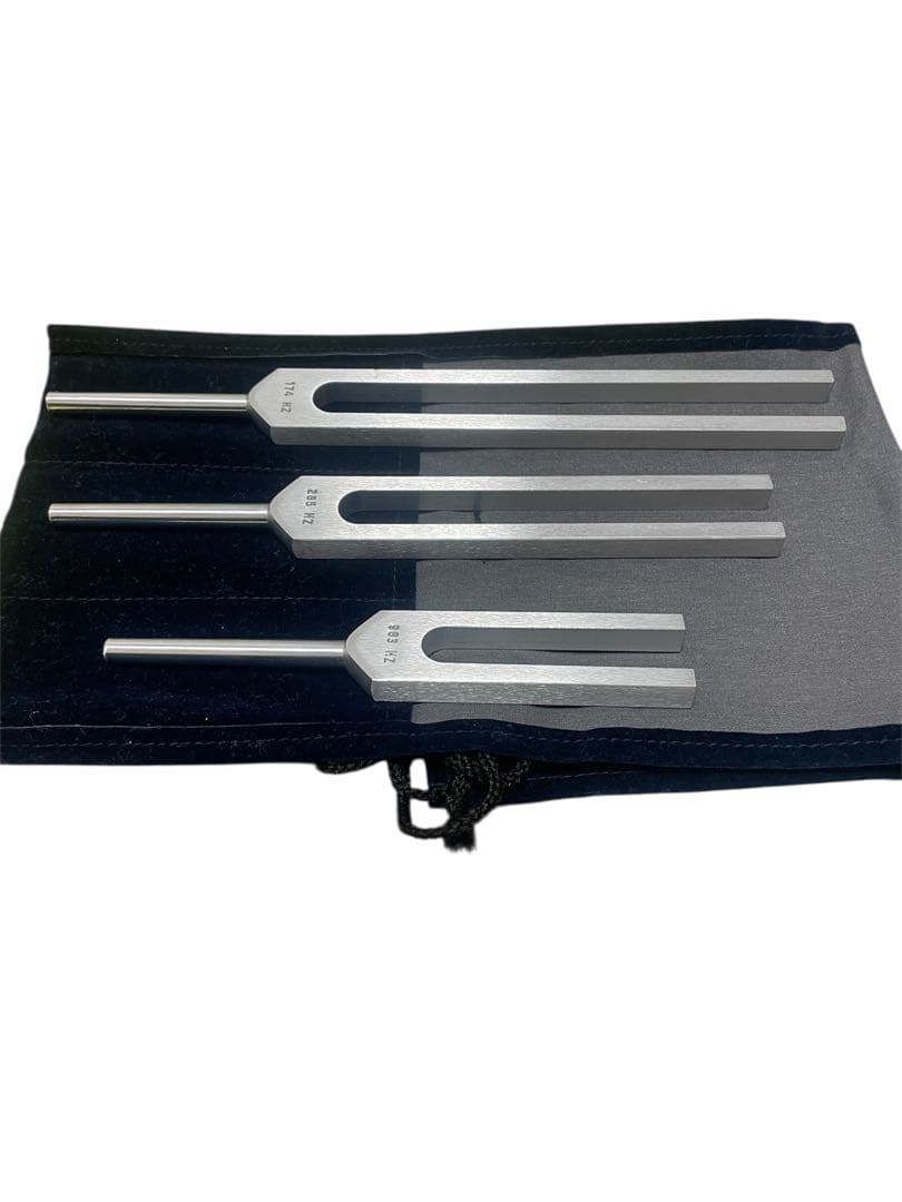 【美品】Medivibe ソルフェジオ周波数　音叉　チューナー