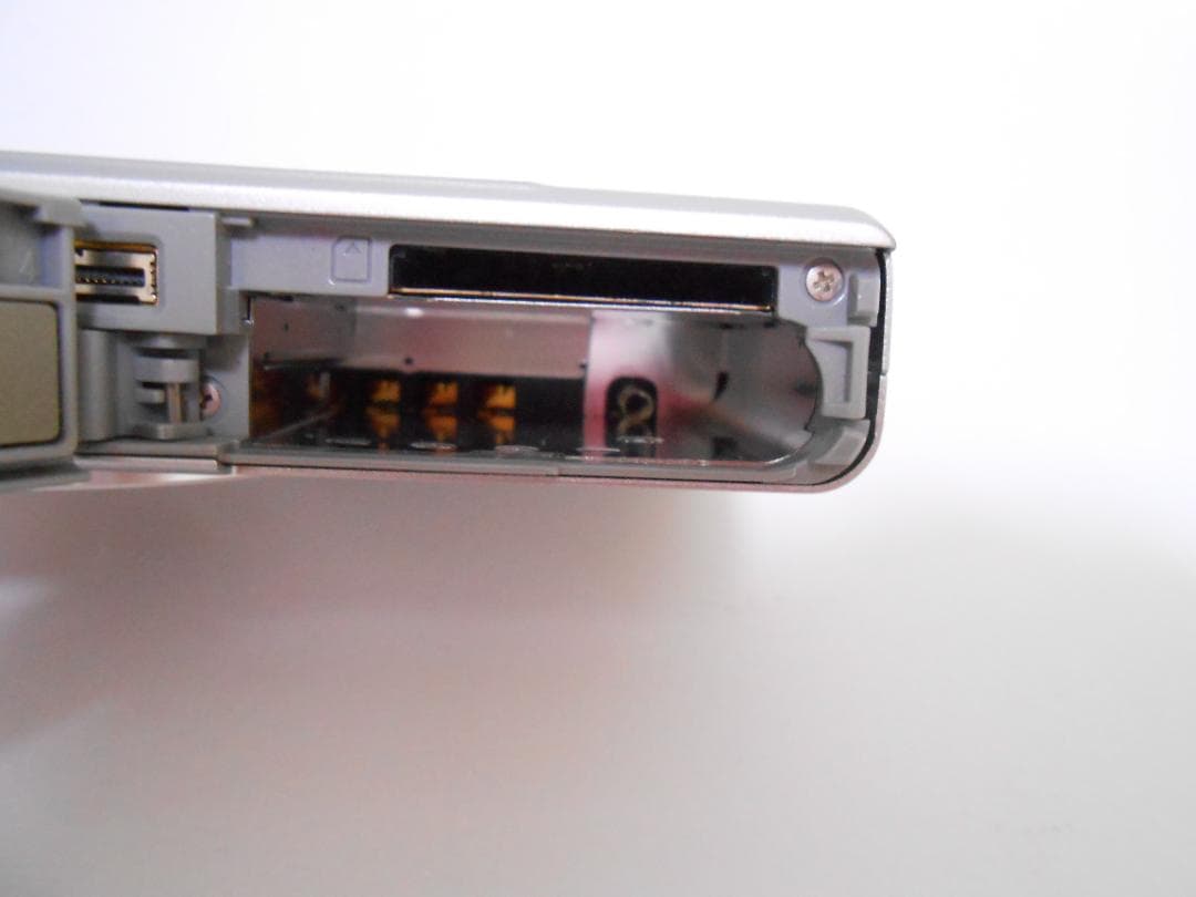 【サル】CASIO EXILIM EX-Z500 シルバー