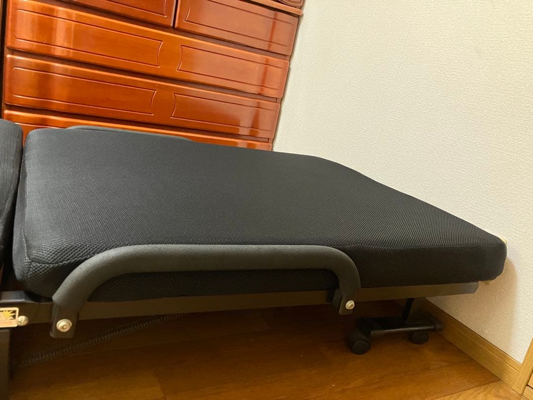 折りたたみベッド メッシュ生地 黒