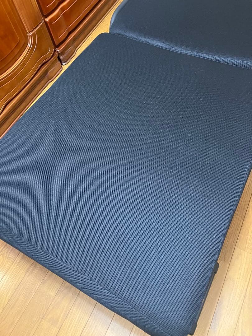 折りたたみベッド メッシュ生地 黒