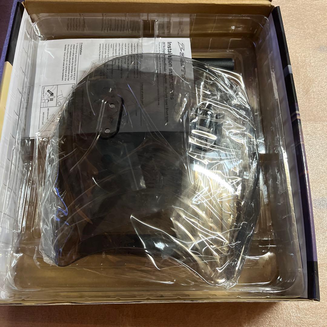 ZETA エクスプローラーウィンドシールド ショートスクリーン