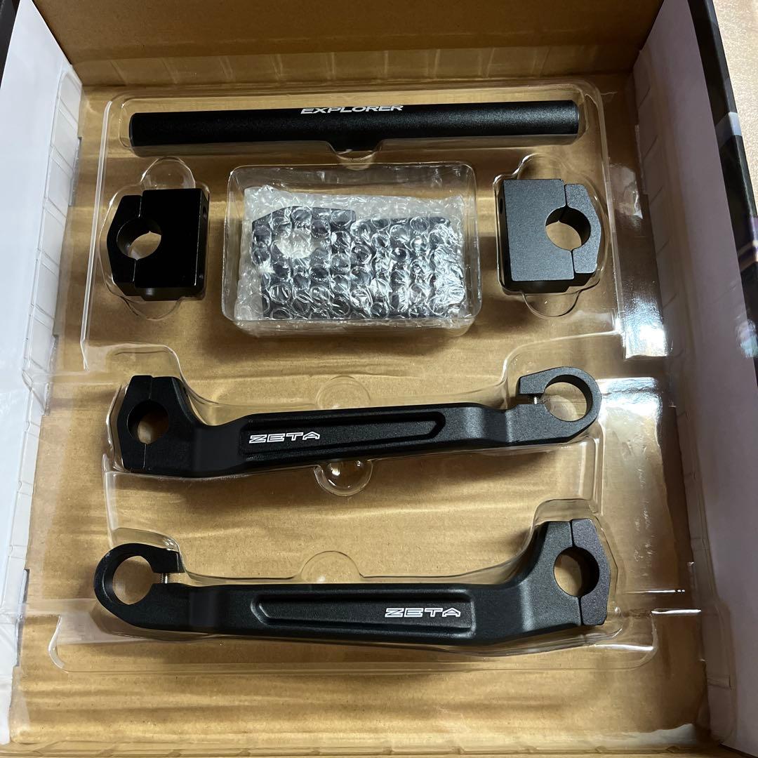 ZETA エクスプローラーウィンドシールド ショートスクリーン