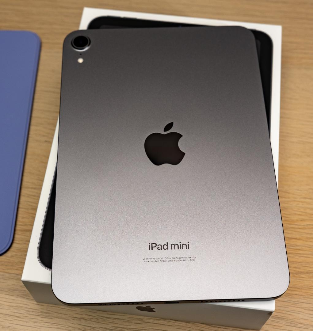 iPad mini (A17 Pro) 256GB　SmartFolio セット