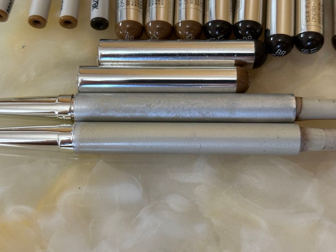 ピエヌ デュアルブロークリエーター ペンシル アイブロウ ホルダー