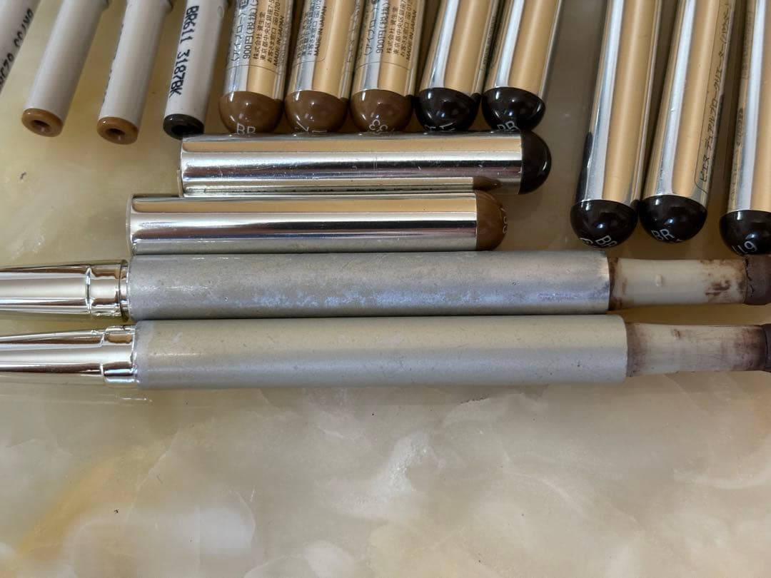 ピエヌ デュアルブロークリエーター ペンシル アイブロウ ホルダー