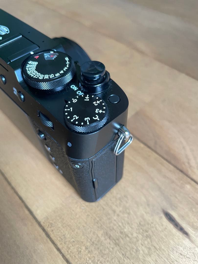 FUJI X100VI ブラック シャッター回数6400枚