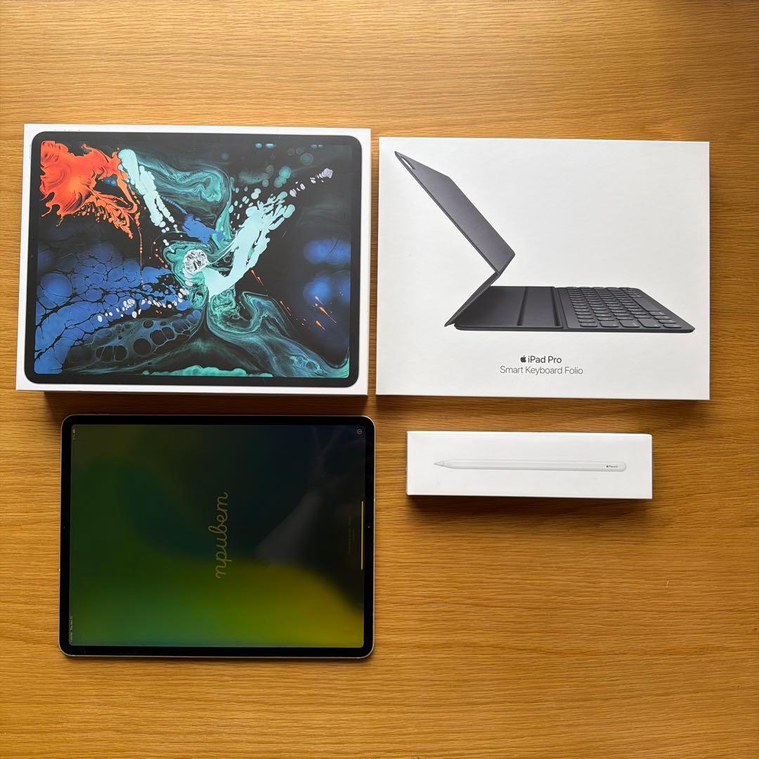 iPad Pro 12.9インチ 第3世代 64GB WiFi+Cellular