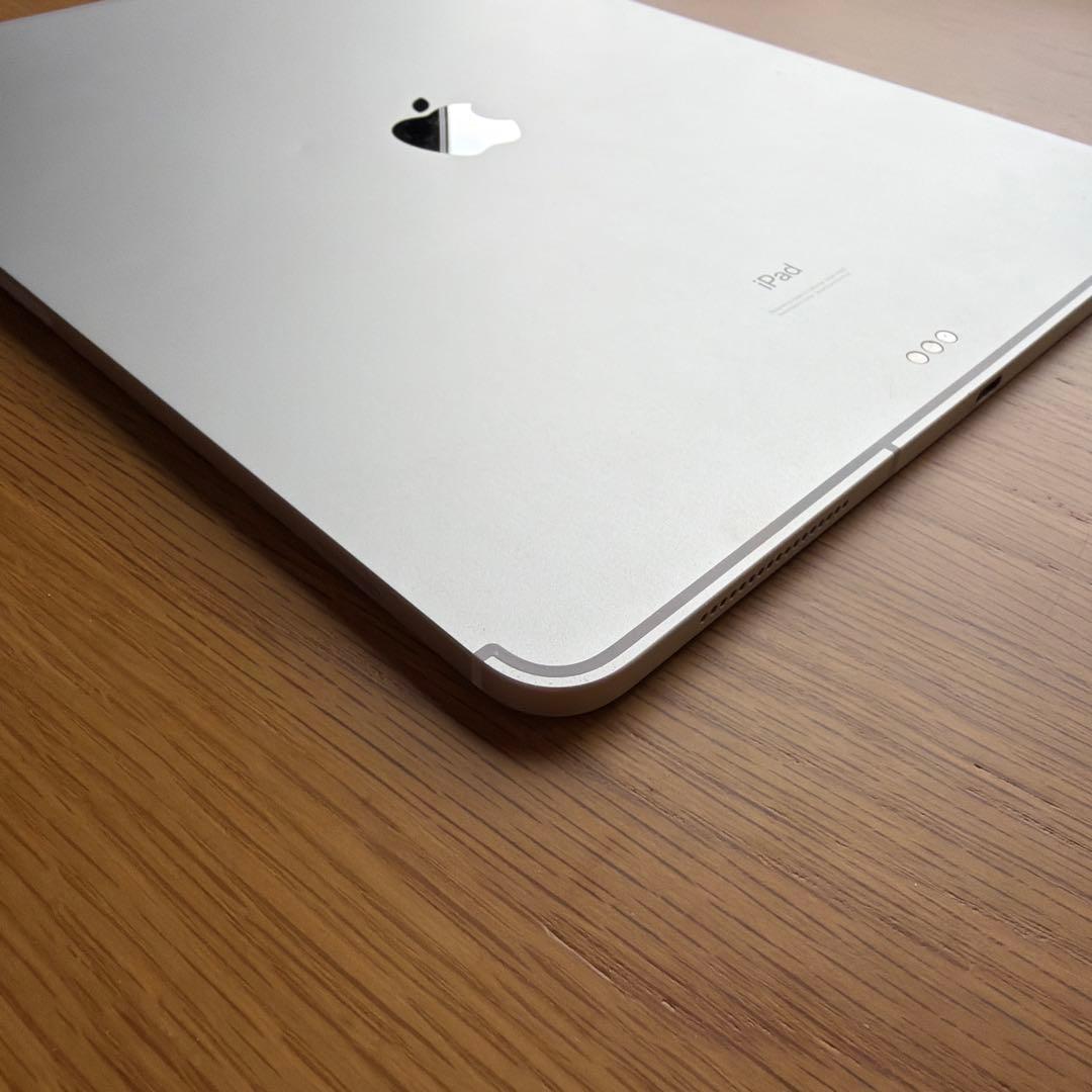 iPad Pro 12.9インチ 第3世代 64GB WiFi+Cellular