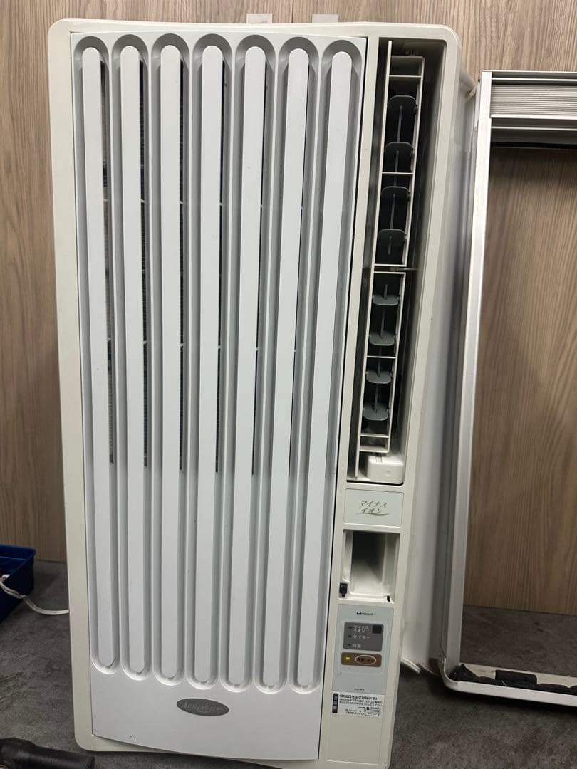 窓用エアコン コイズミ　KAWー1817