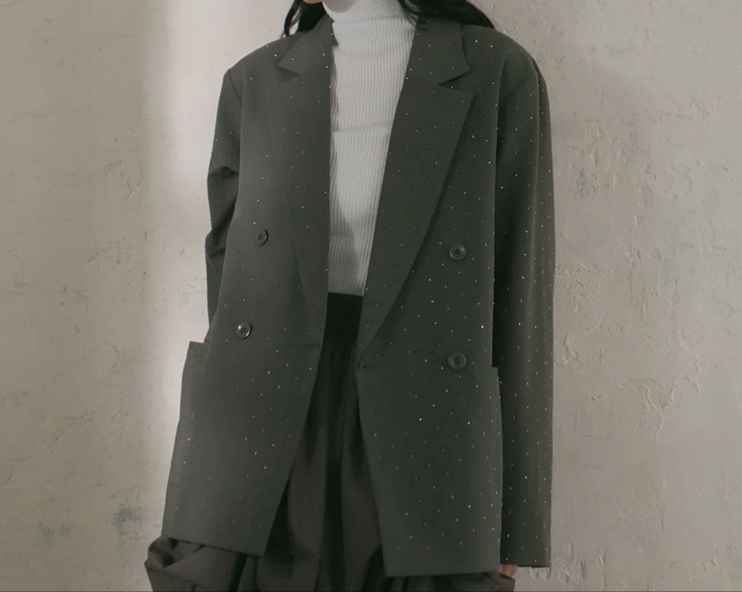 Olu. ラインストーンジャケット　新品未使用タグ付き　(color=グレー)