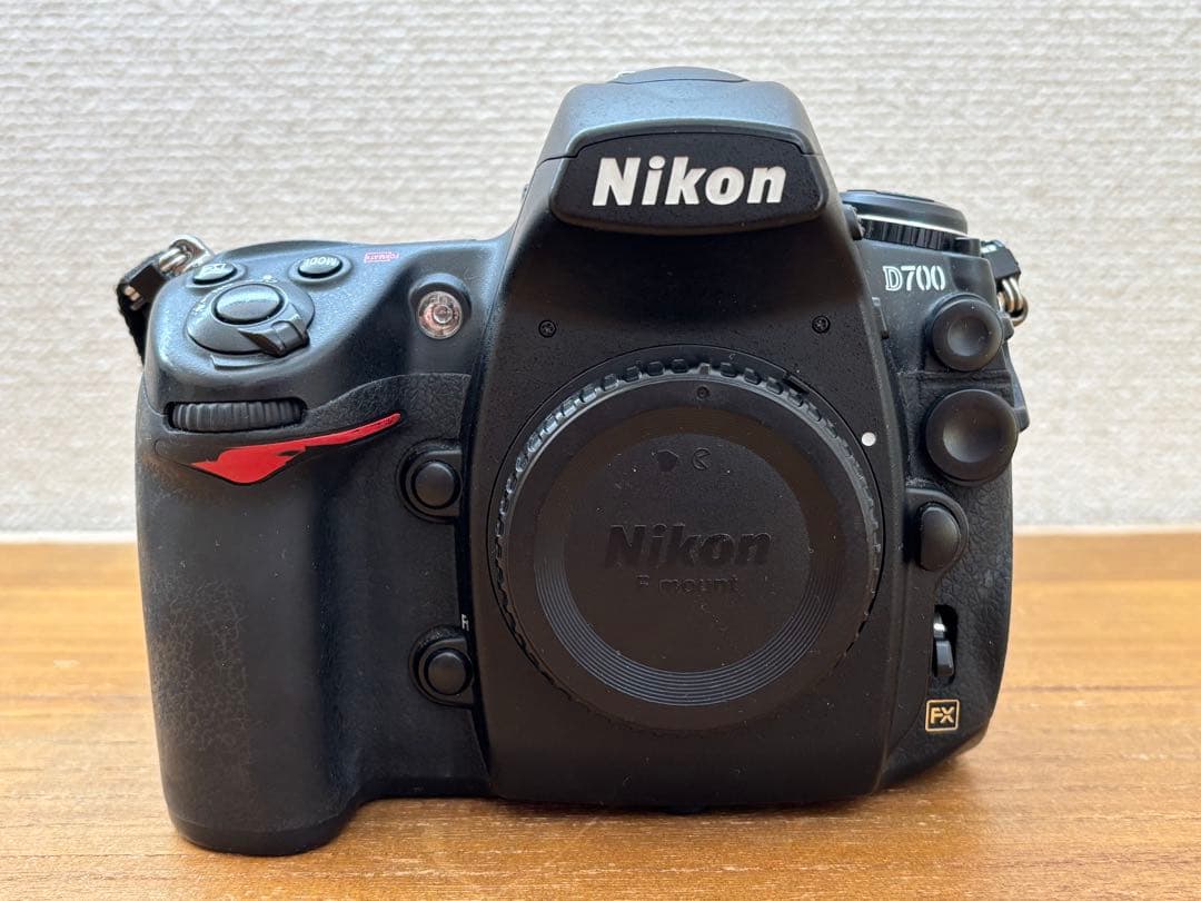 ☆Nikon D700 フルサイズデジタル一眼レフカメラ☆バッテリー2個付き