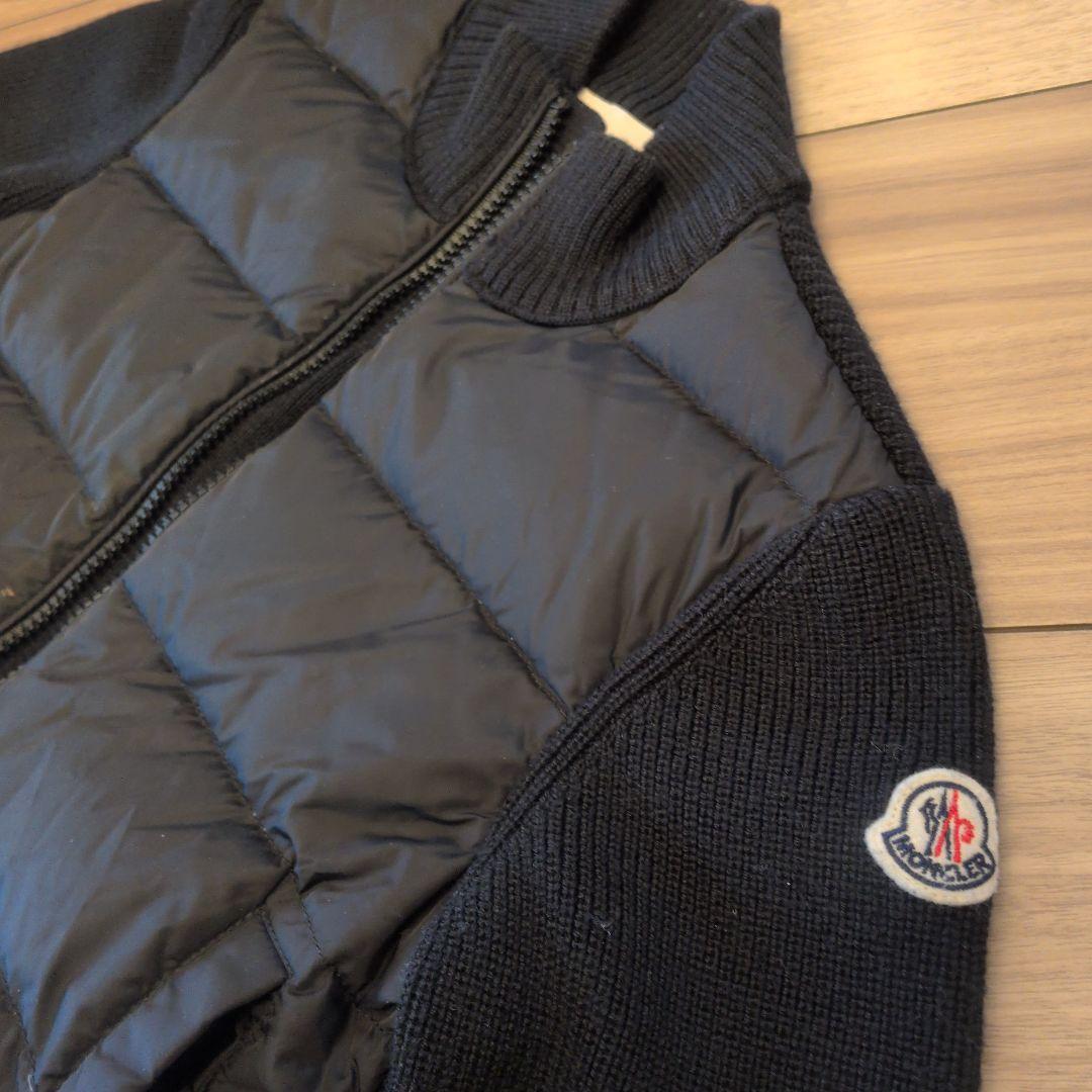 MONCLER ブラック ダウンジャケット