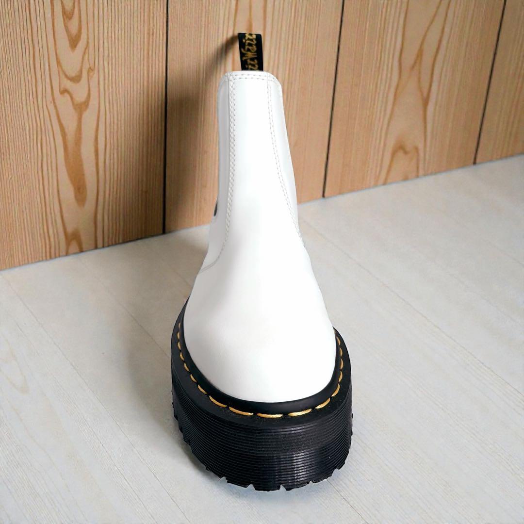 美品　Dr. Martens QUAD チェルシーブーツ24〜24.5cm厚底