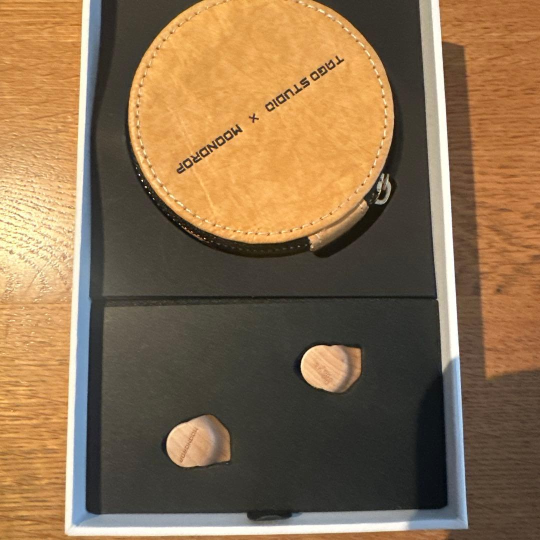 TAGO STUDIO x MOONDROP 有線イヤホン