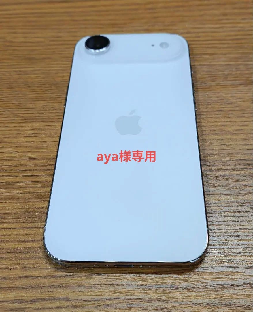 Apple iPhone Air 本体 ケース バッテリー ストラップ 充電器