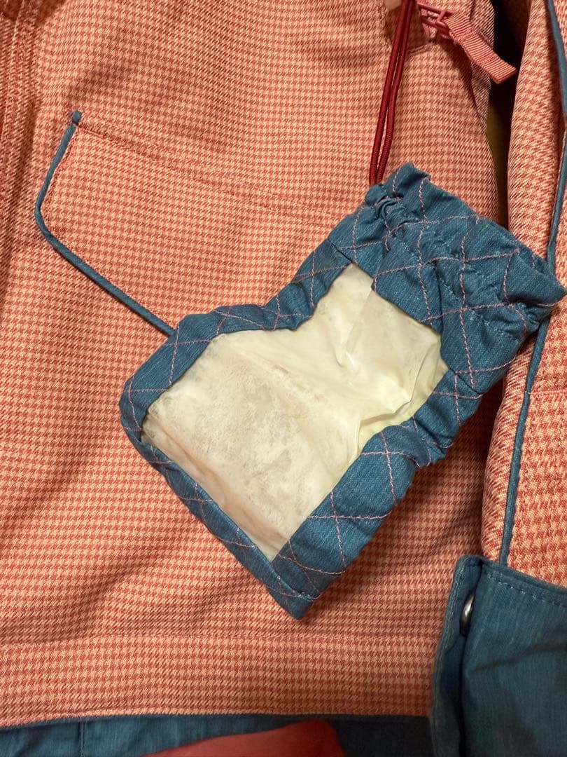 BURTONスノーボードウェア上下セット 上Mサイズ、下Lサイズ