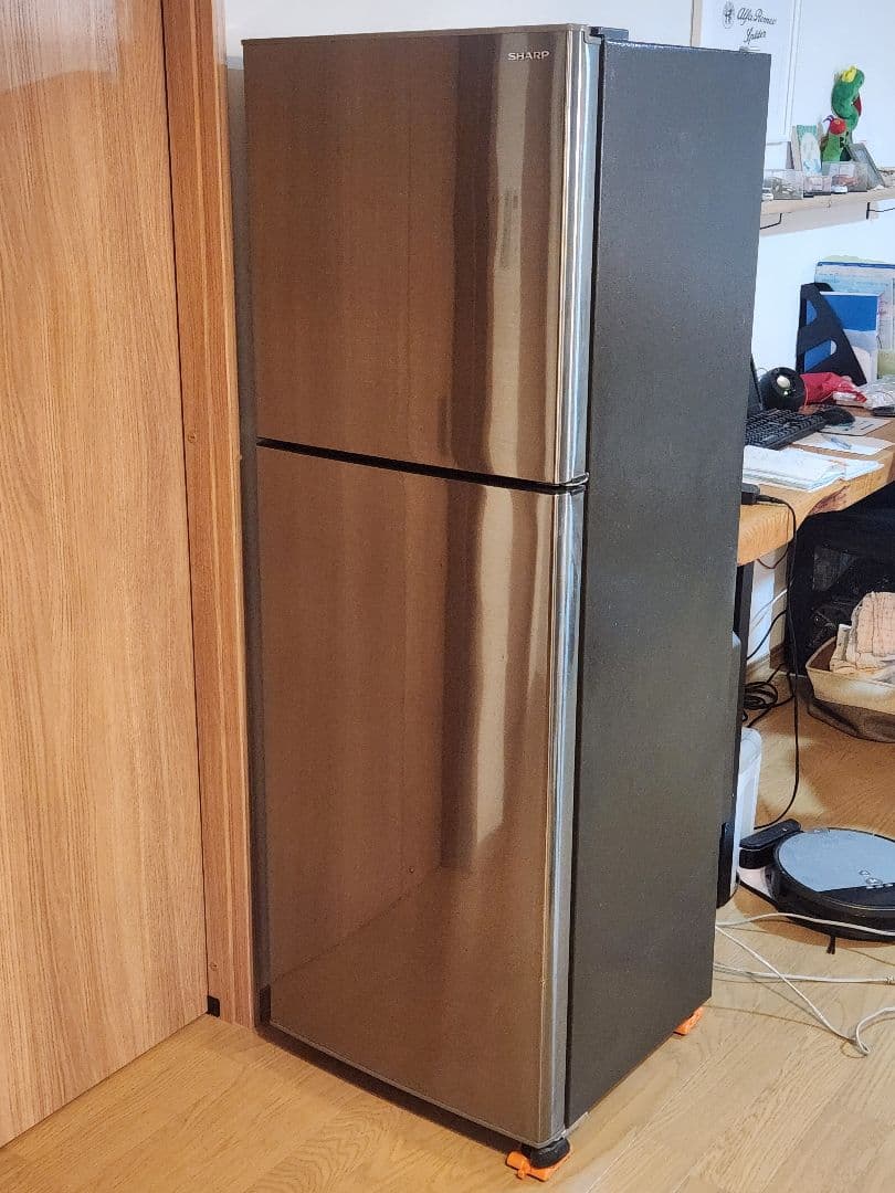 送料込み！ 冷蔵庫　2ドア　225L　シャープ　2019年　 SJ-D23E-S