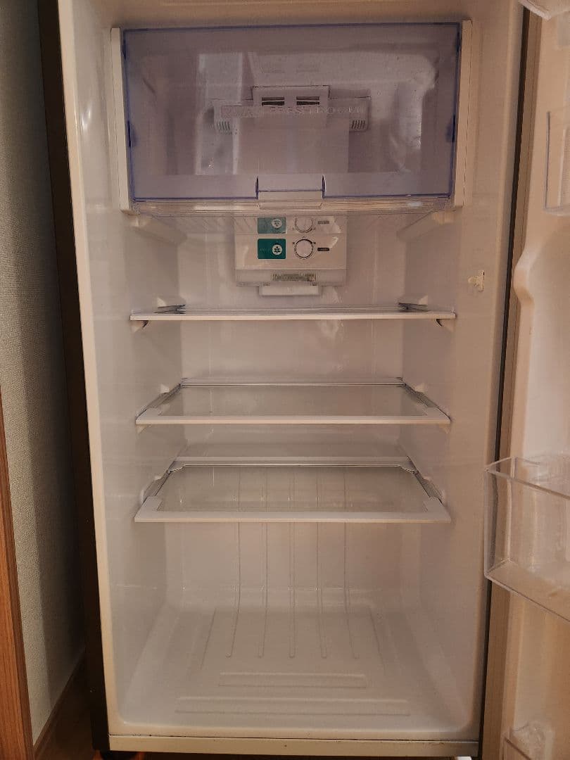 送料込み！ 冷蔵庫　2ドア　225L　シャープ　2019年　 SJ-D23E-S