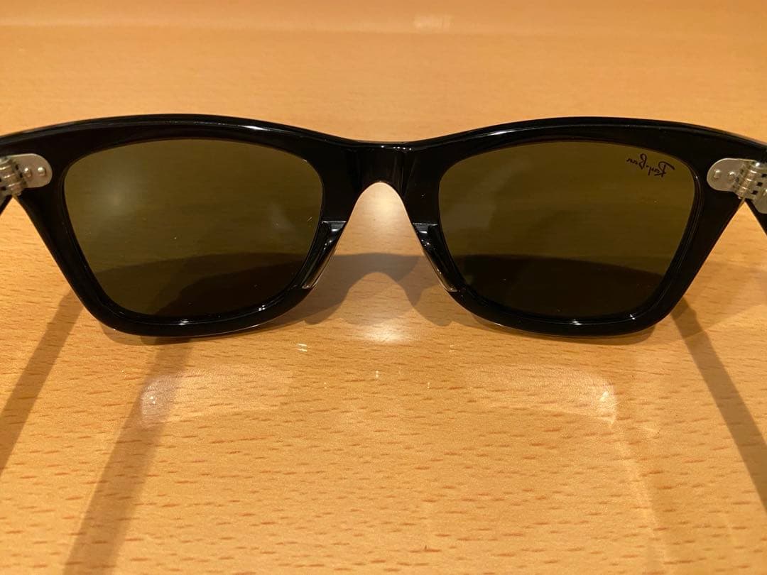 Ray-Ban(レイバン) Wayfarer（ウェイファーラー） RB2140A