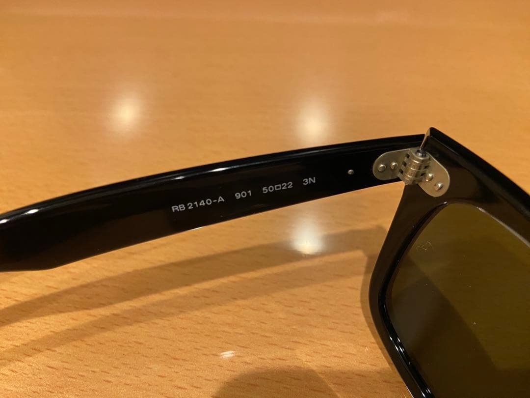 Ray-Ban(レイバン) Wayfarer（ウェイファーラー） RB2140A
