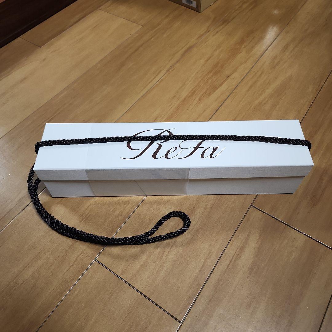 ReFa ビューテックストレートアイロン　ボックス付き　新品未使用　ホワイト