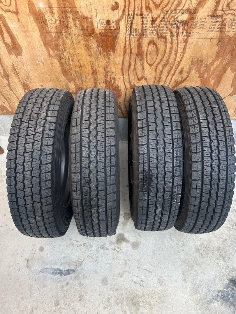 145R12 6PR ハイゼット用スタッドレス、スチールホイール4本セット