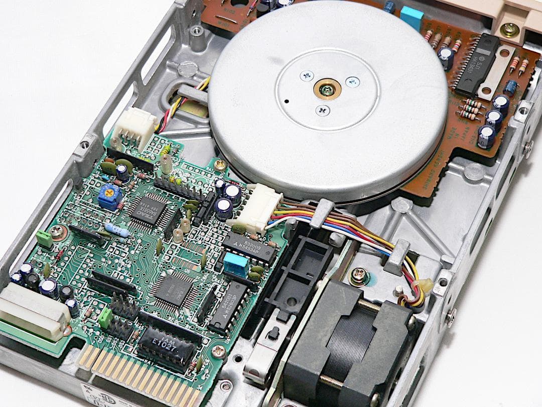 ➁ NEC PC-8801mkIIFR 本体 フルメンテナンスFDD OK動作品