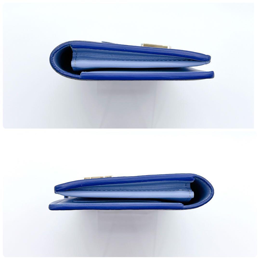 ルイヴィトン トリヨン LV ヴェルティカル 二つ折り 長財布 M82441