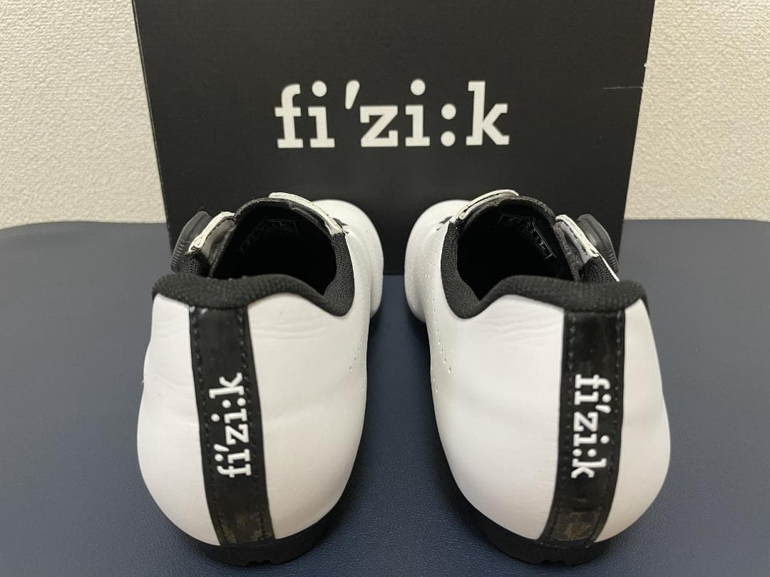 fizik フィジーク TEMPO R5 41EU 26.4cm ロードバイク