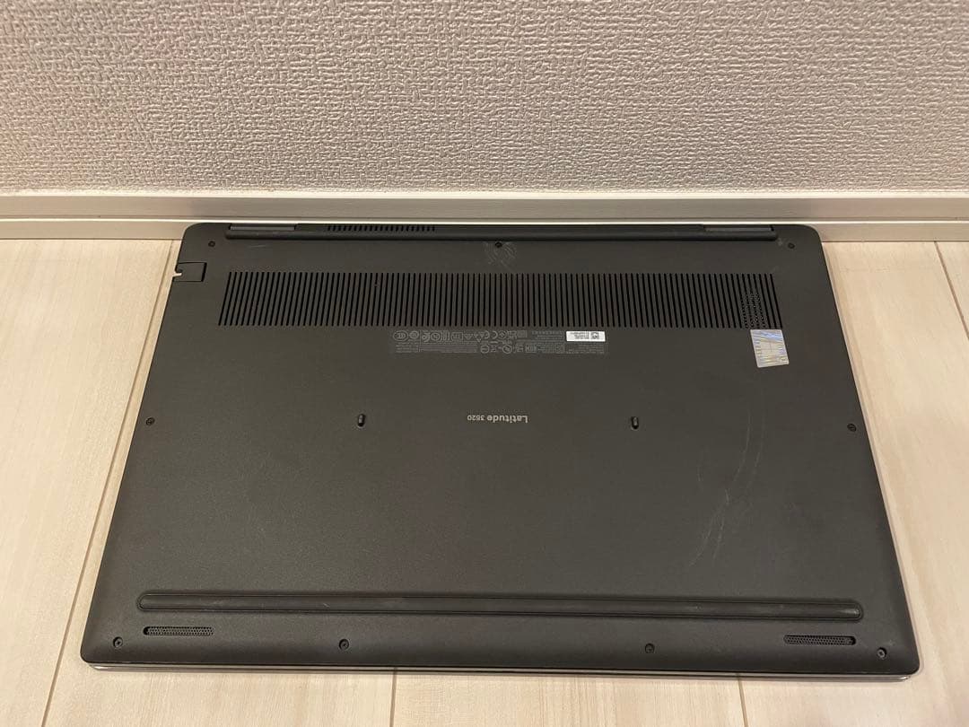 DELL Latitude 3520 i5 11世代 256GB Office