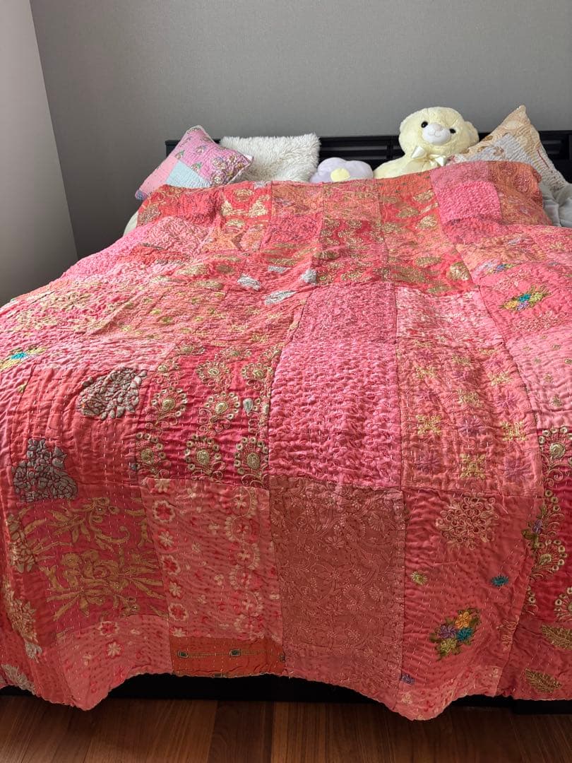 【年明けセール】ラリーキルト　インド刺繍　カンタ　ヴィンテージ　パッチワーク