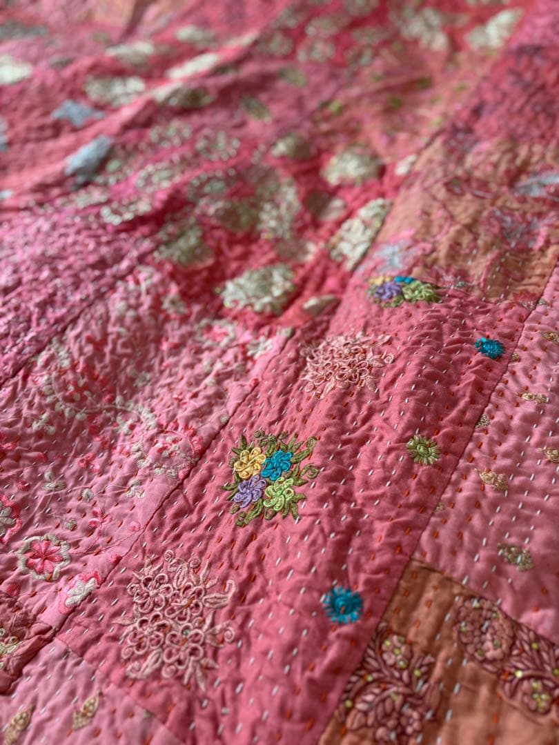 【年明けセール】ラリーキルト　インド刺繍　カンタ　ヴィンテージ　パッチワーク