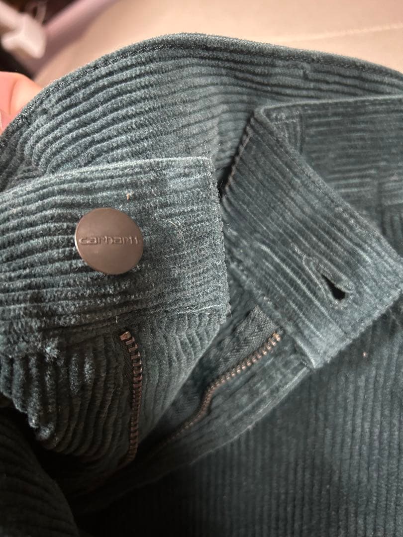 Carhartt ダークグリーン コーデュロイ パンツ