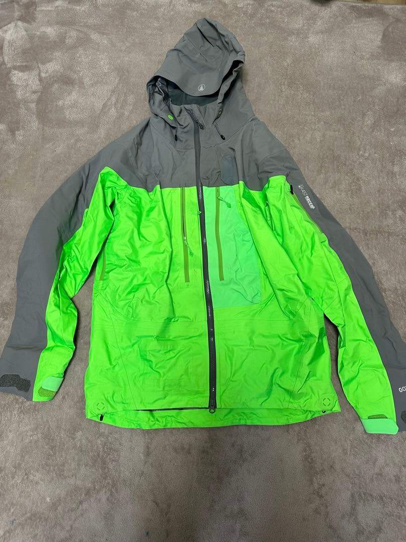 TA　BURTON AK457 スキーウェア Mサイズ