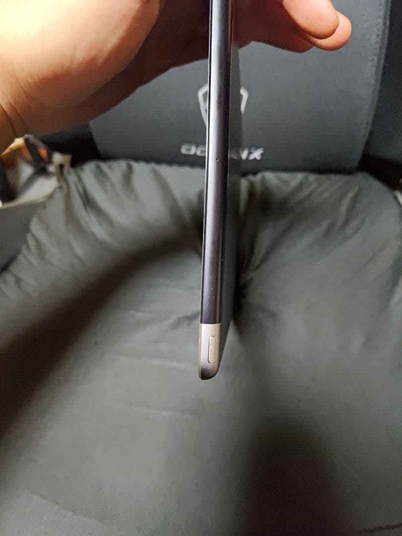 iPad 第6世代32GBスペースグレイWiFi+セルラーモデル(ソフトバンク)