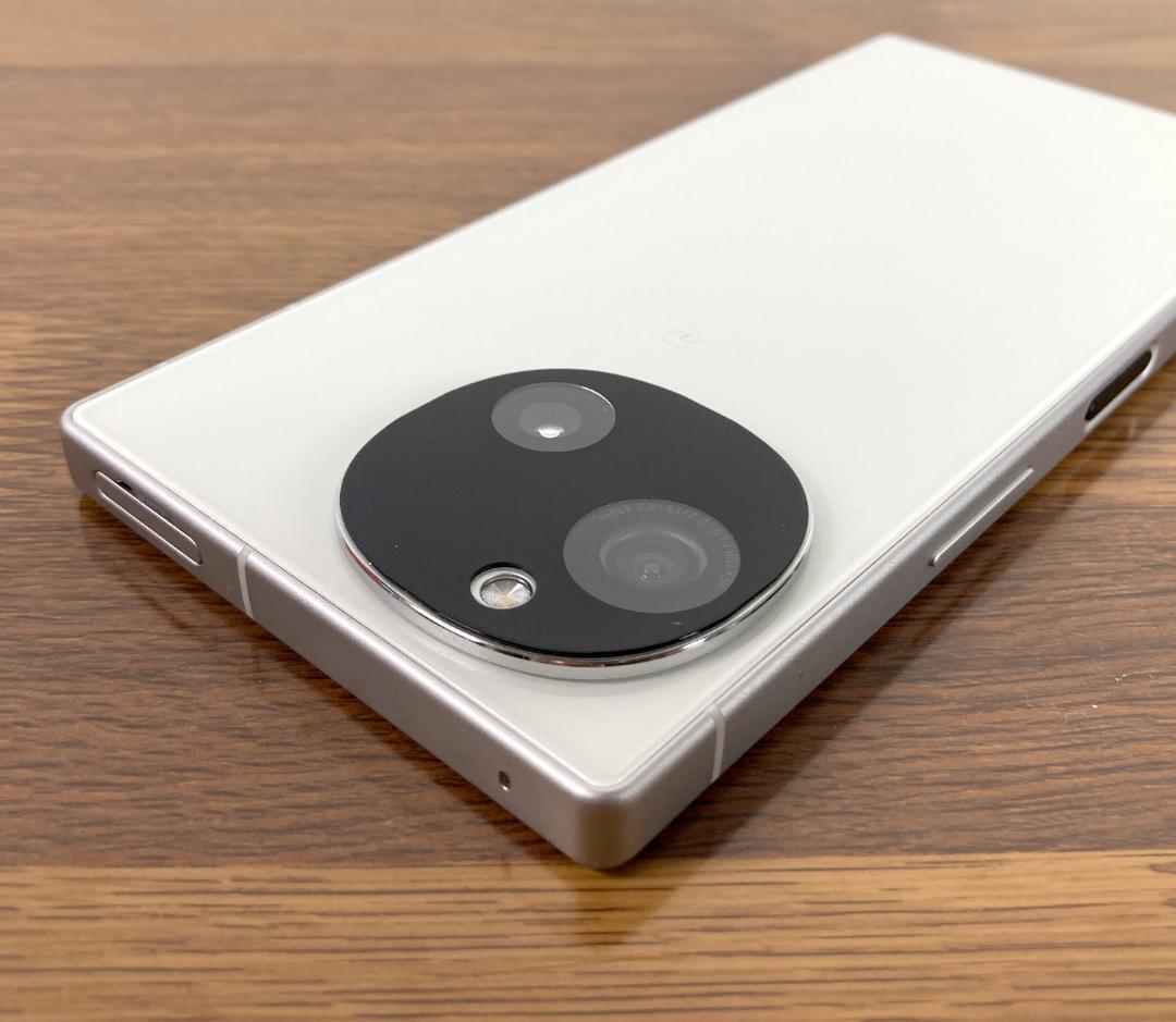 SHARP AQUOS R9 SH-51E 256GB SIMフリー