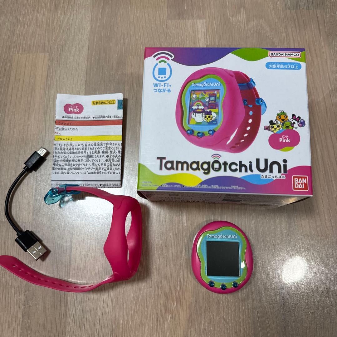 Tamagotchi Uni Pink Wi-Fi対応　たまごっち　ユニ　ピンク
