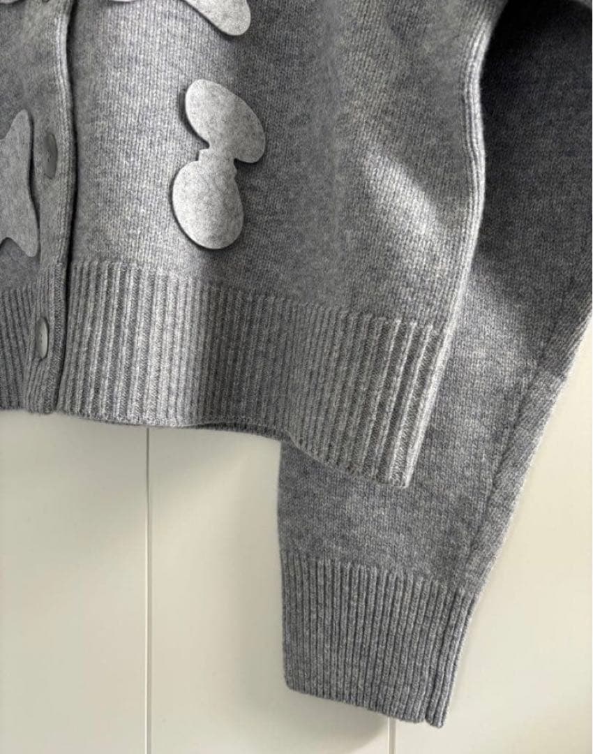 トップス CHAIR-MOTIF KINIT CARDIGAN