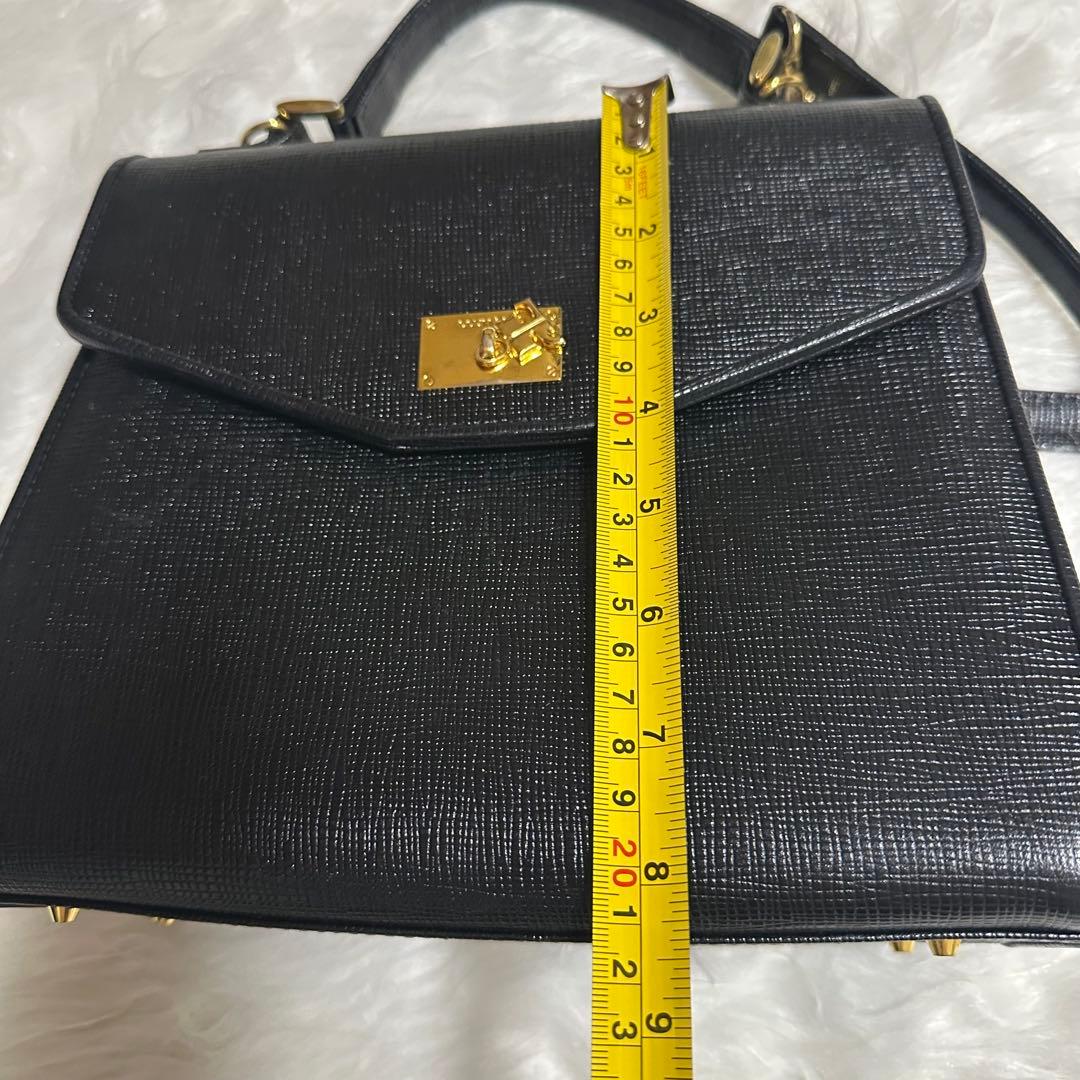 courregesクレージュ2wayハンドバッグショルダーバッグ黒金ロゴ レザー