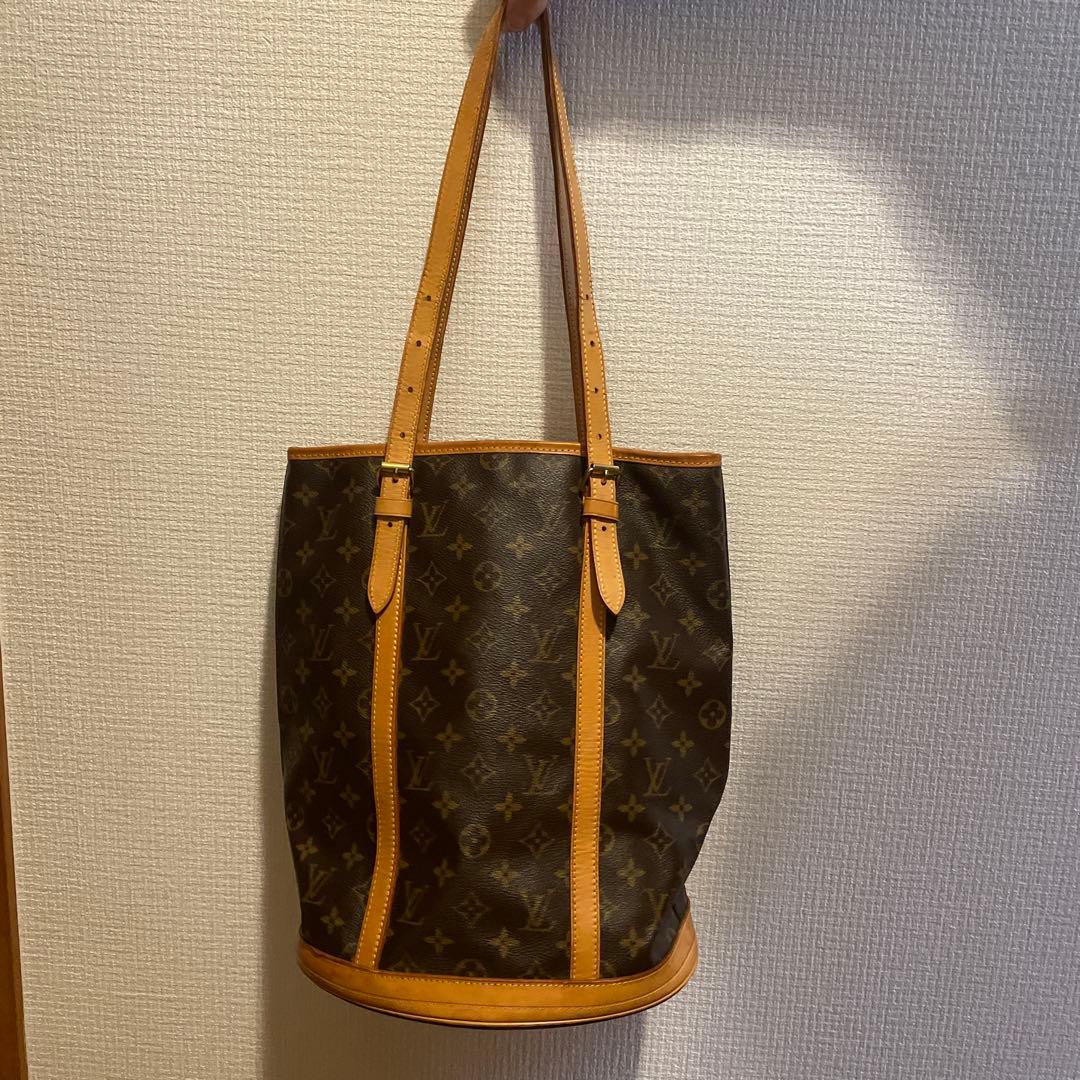 LOUIS VUITTONバケツ型バッグ