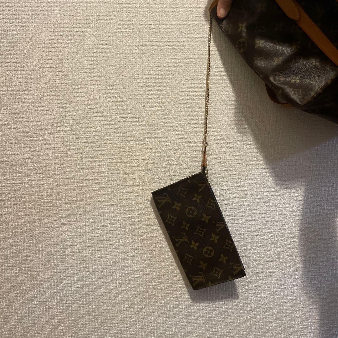 LOUIS VUITTONバケツ型バッグ