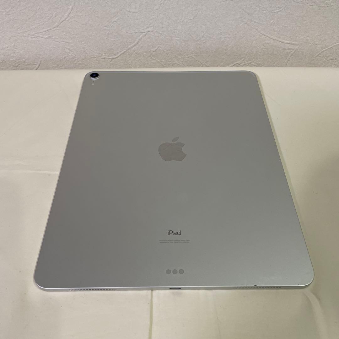 Apple iPad Pro 12.9 第3世代 シルバー 本体 ケース付き