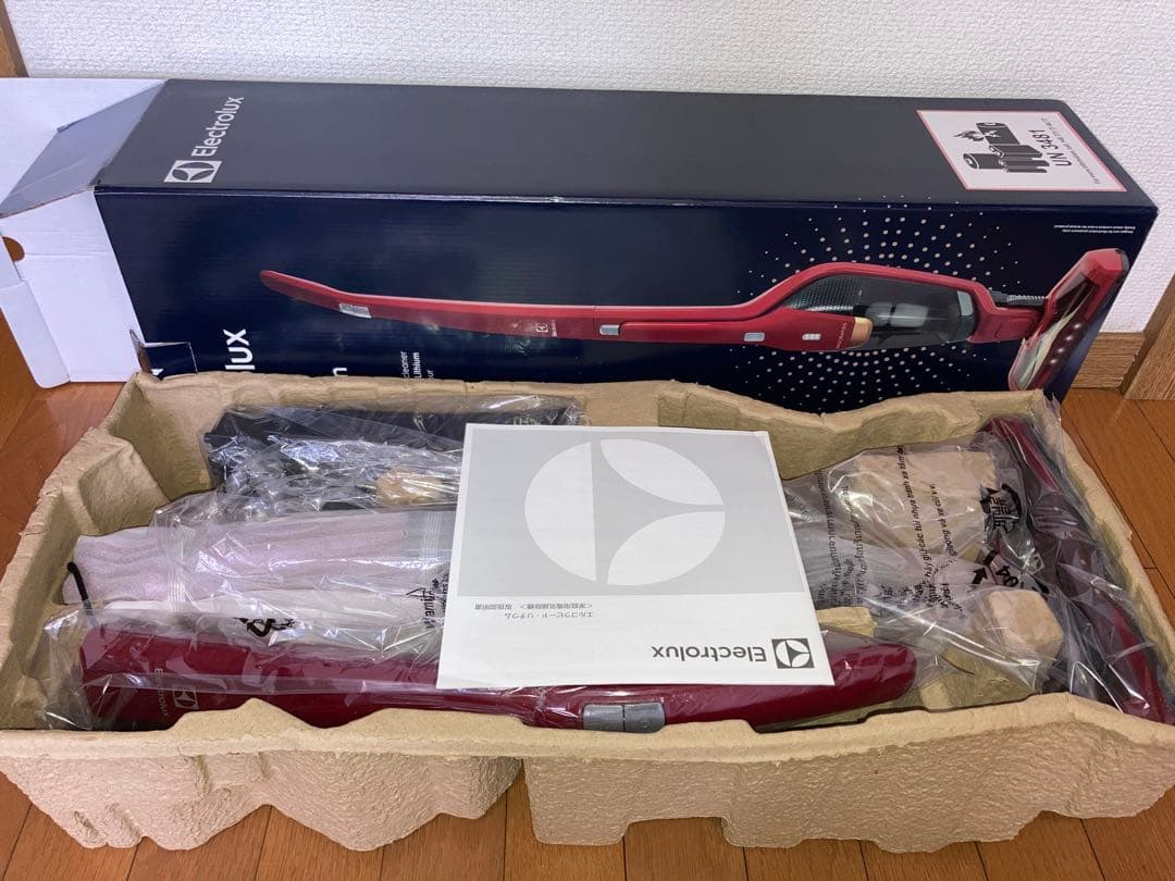 新品　エレクトロラックス　スティック・クリーナー ZB3501 WR