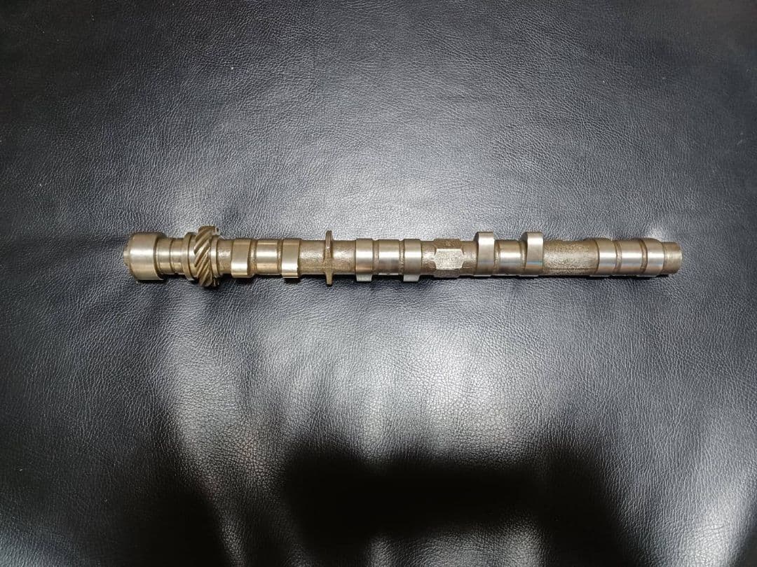 AE86用　戸田レーシング　カムシャフト