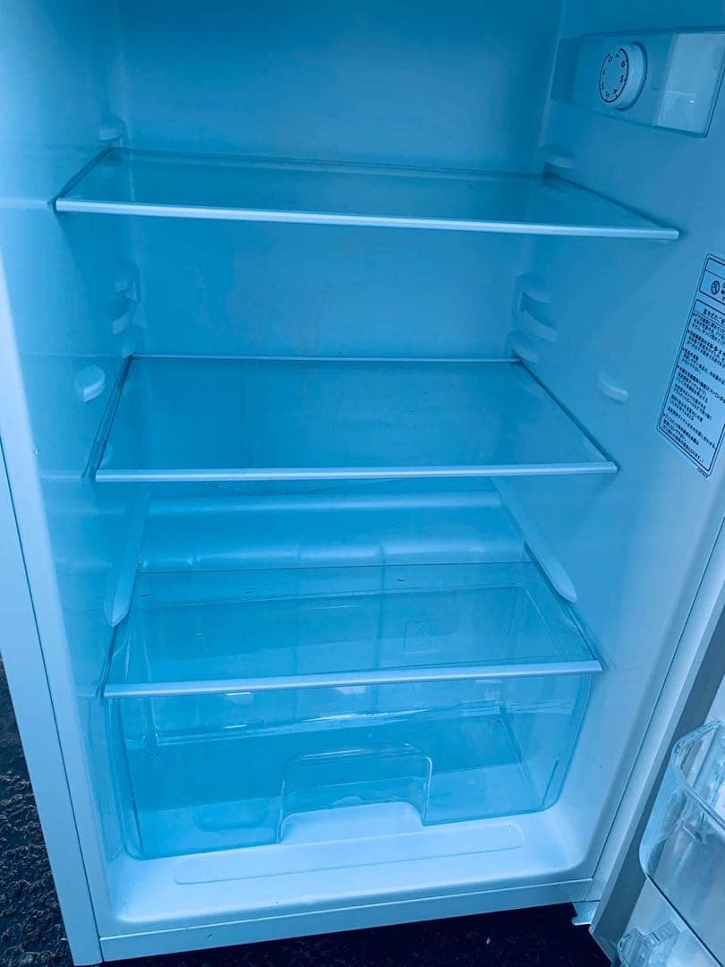 ♦Hisense ノンフロン冷凍冷蔵庫【2022年製】HR-B12E2W