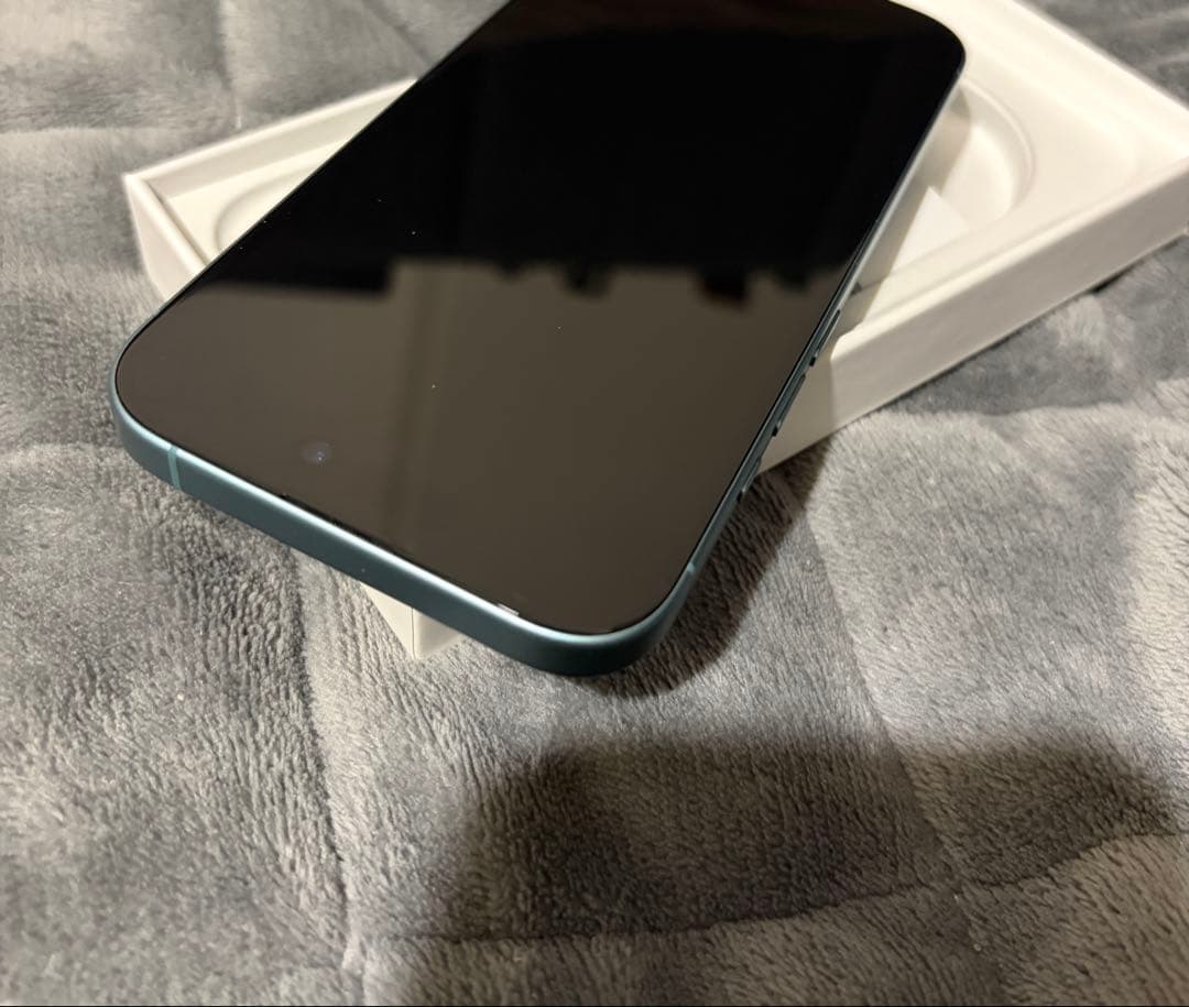 国内版SIMフリー iPhone16 128GB ティール